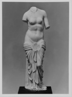 Aphrodite / Venus Typ Halbbekleidete Pudica