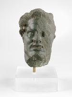 Kopffragment einer Satyr-Statuette