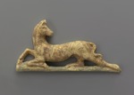 Vergoldete Terrakotta-Applik, Niedergebrochenes, sich umblickendes Pferd