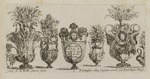 Sieben verschiedene Vasen, im Zentrum Vase mit Medusenhaupt und Serientitel