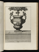 Vase mit zwei Sphingen