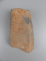 fragmentiertes Steinbeil aus Basalt
