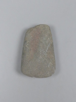 Steinbeil (Dechsel) aus Basalt