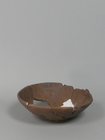 fragmentiertes Keramikgefäß: Schale
