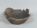 fragmentiertes Keramikgefäß: Unterteil eines Großgefäßes
