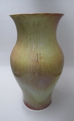 Vase mit Laufglasur
