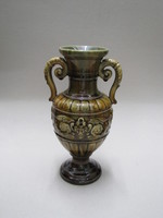 Vase in Amphorenform mit Reliefdekor und Transparentglasur
