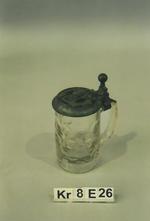 Bierkrug mit Zinndeckel