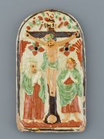 Relieffliese: Christus am Kreuz mit Maria und Johannes