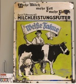 Emailschild "Milchleistungsfutter Weiße Fahne"
